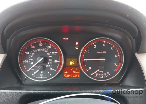 2013 BMW X1 xDrive28I z USA, uszkodzony, nr VIN WBAVL1C51DVR86204